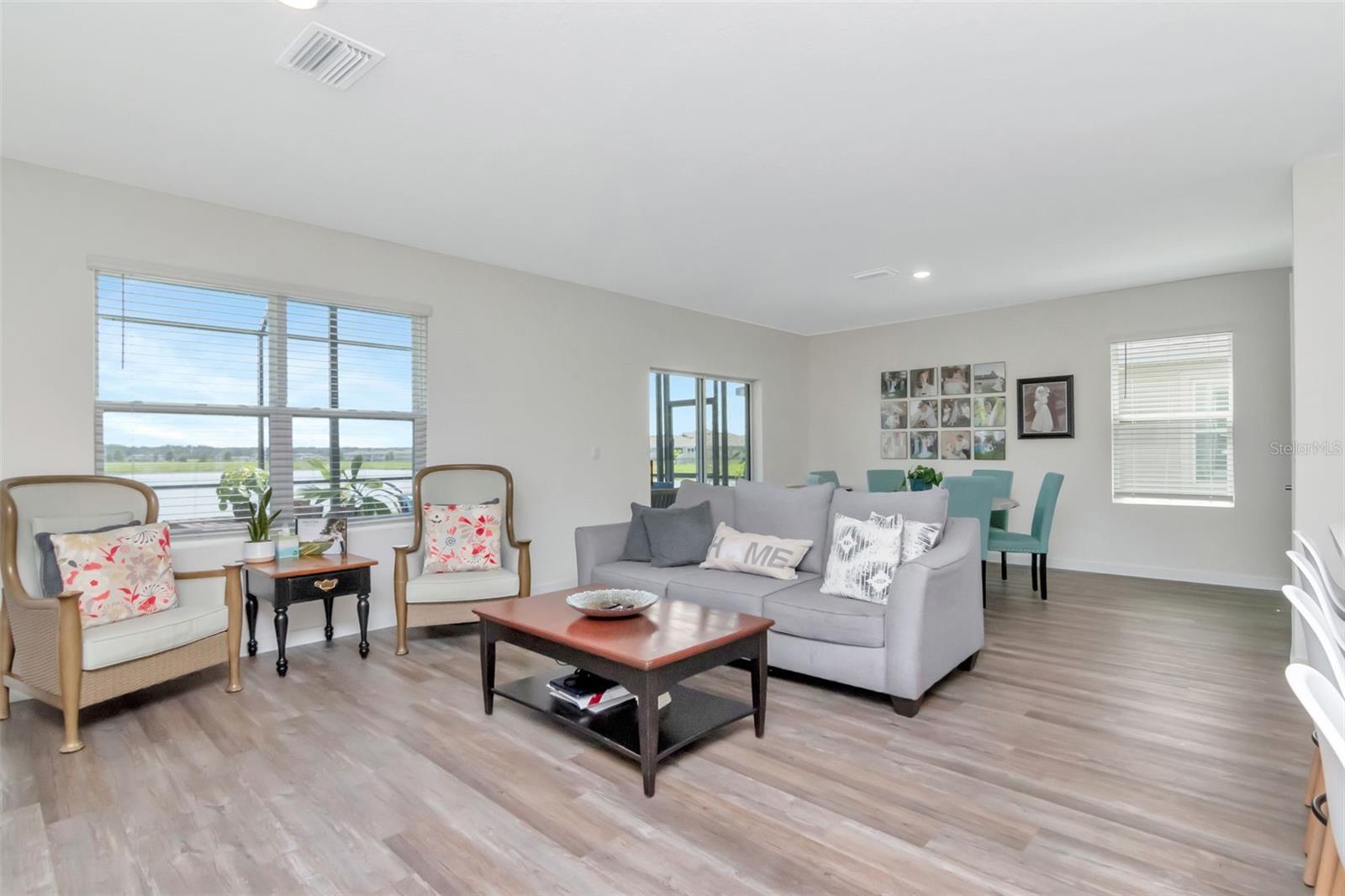 Image 8 of 39 For 9744 Crescent Ray Drive