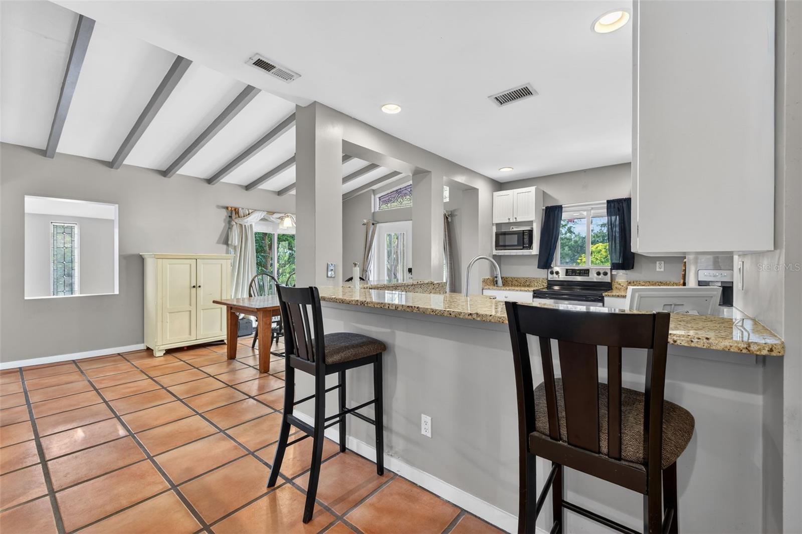 Image 10 of 36 For 1007 Palm Terrace Drive