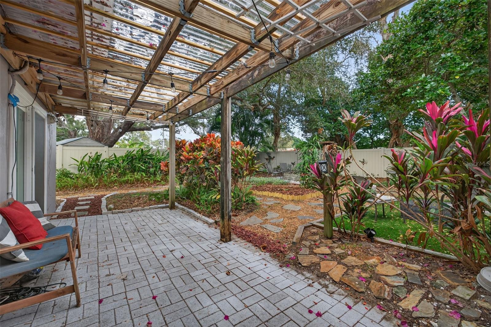 Image 27 of 36 For 1007 Palm Terrace Drive