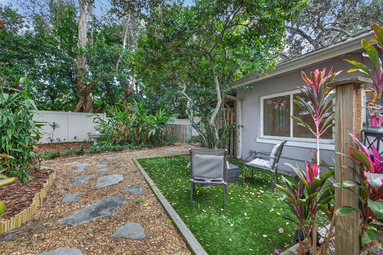 Image 28 of 36 For 1007 Palm Terrace Drive