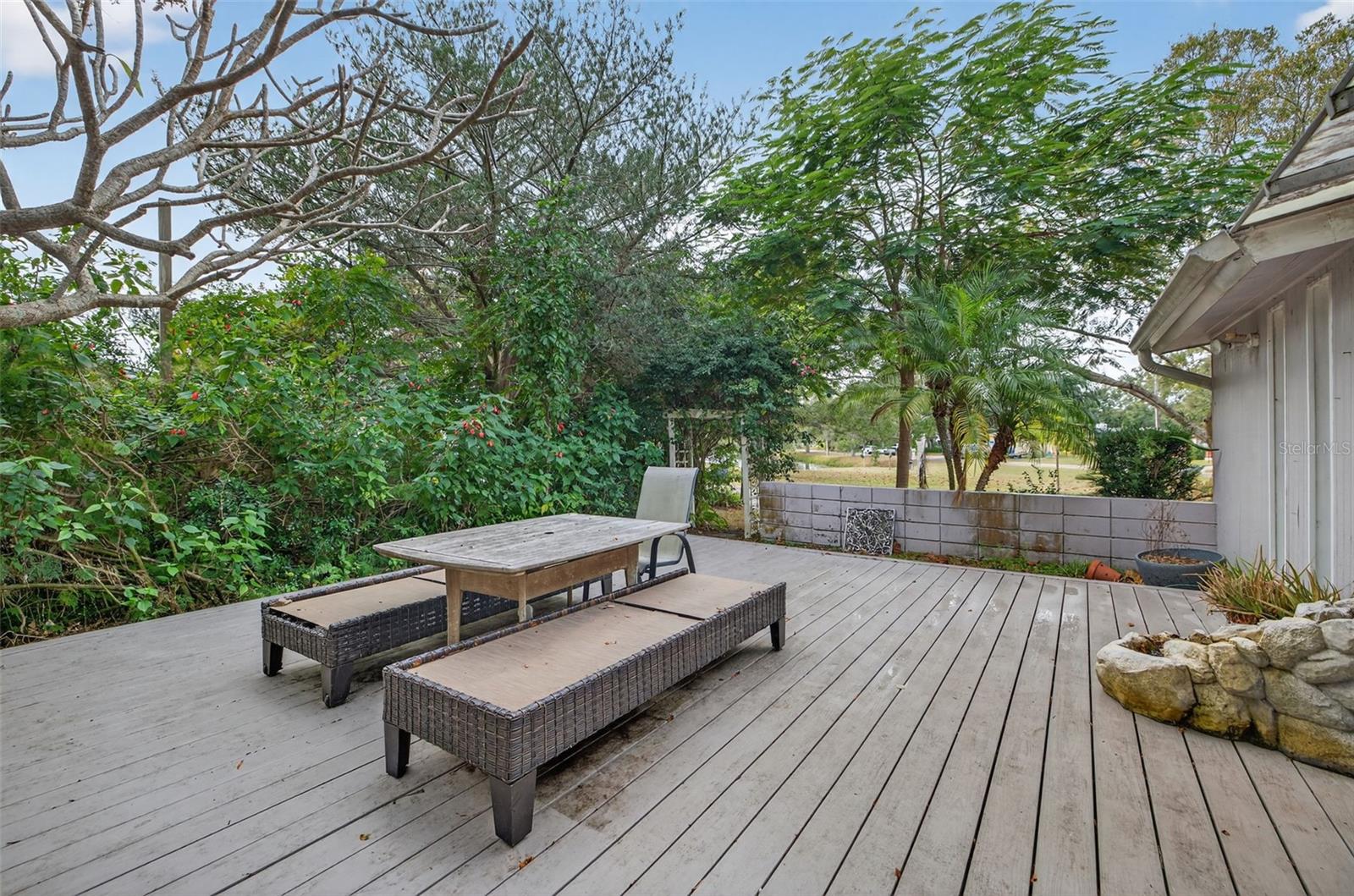 Image 30 of 36 For 1007 Palm Terrace Drive