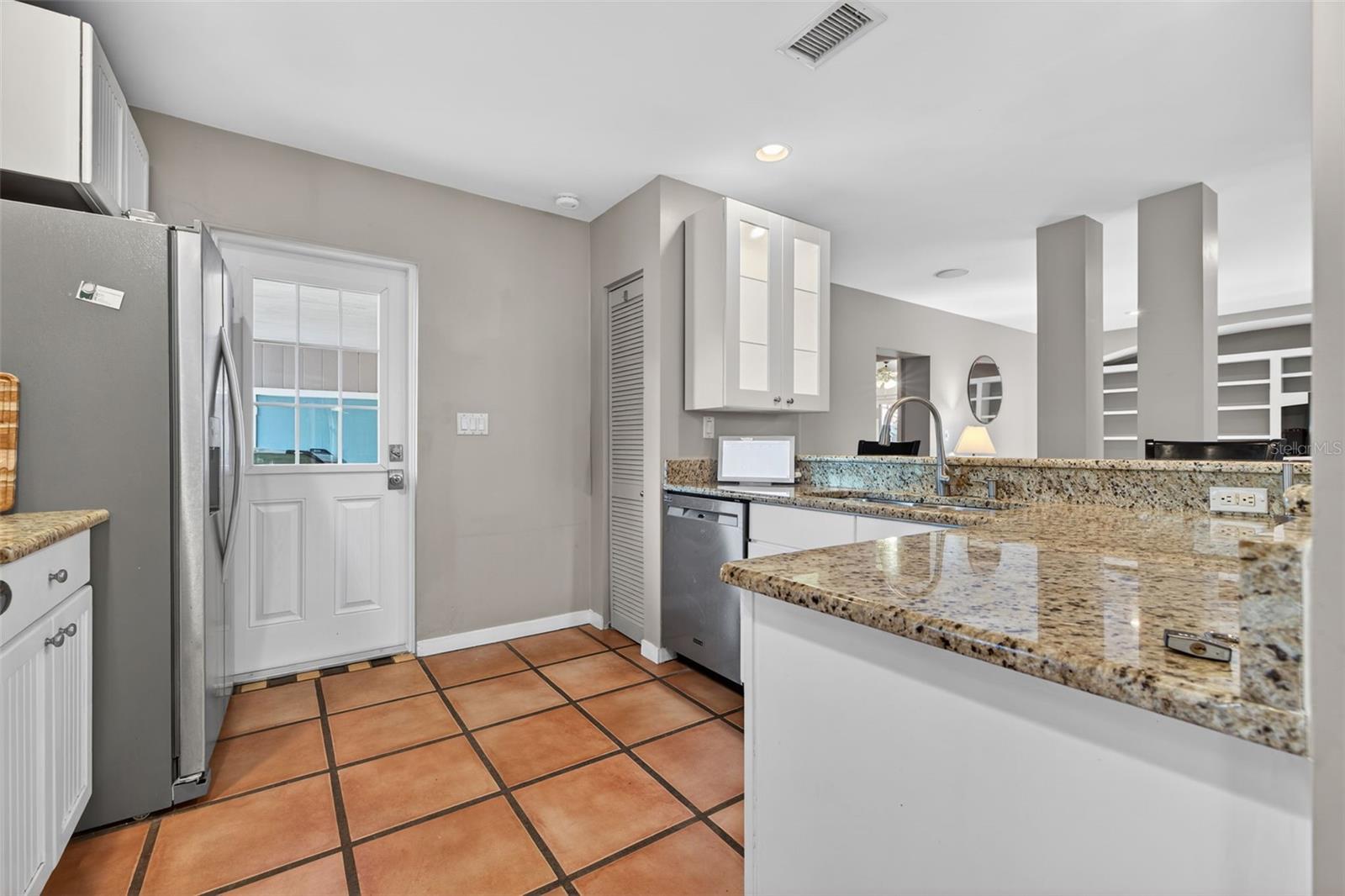 Image 7 of 36 For 1007 Palm Terrace Drive