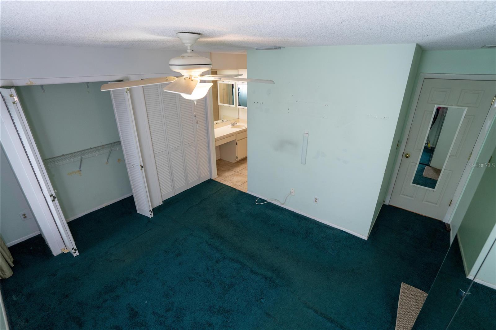 Image 15 of 38 For 2015 Sheffield Court