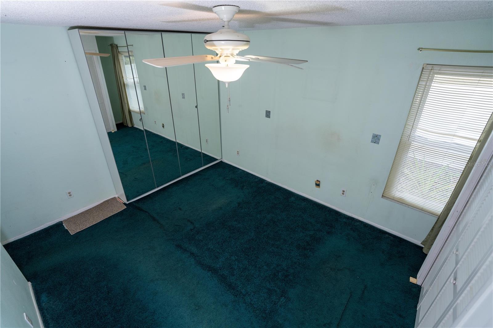 Image 16 of 38 For 2015 Sheffield Court