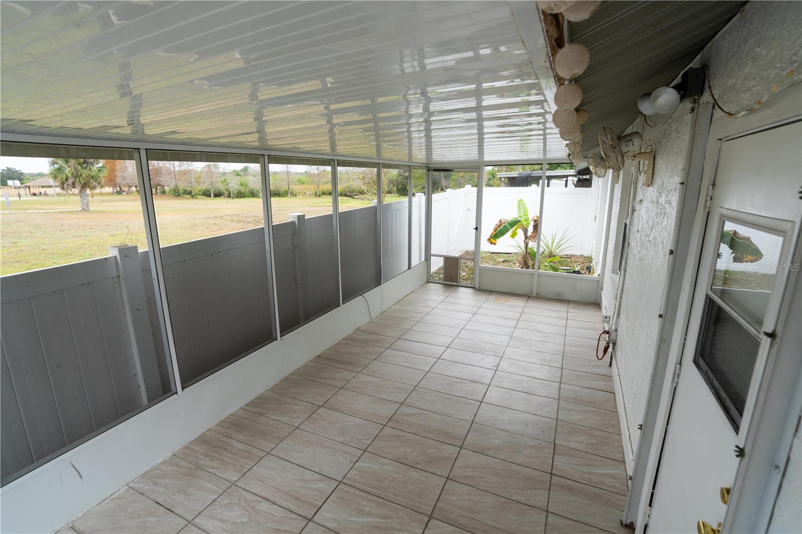 Image 29 of 38 For 2015 Sheffield Court