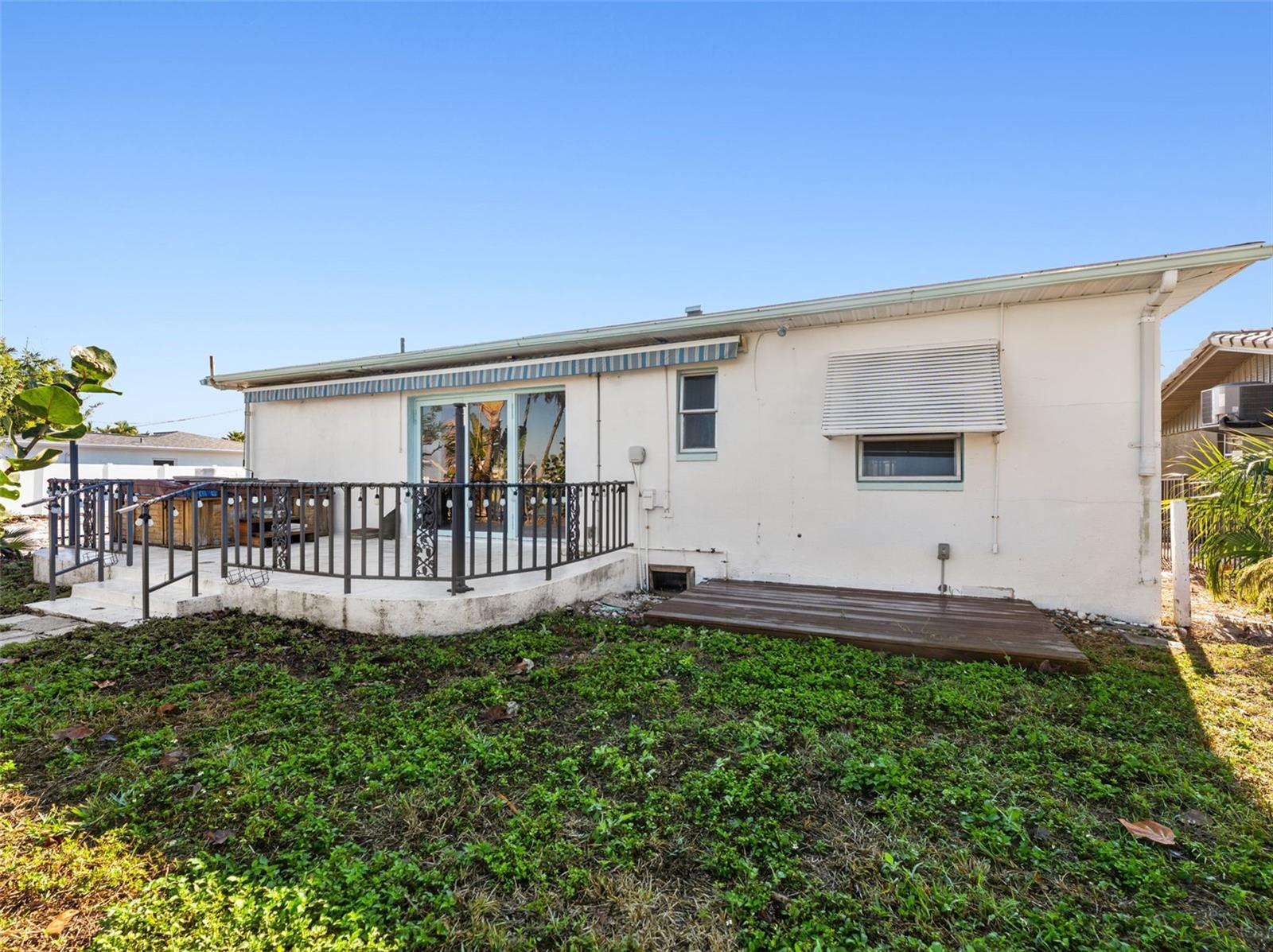 Image 26 of 34 For 244 145th Avenue E