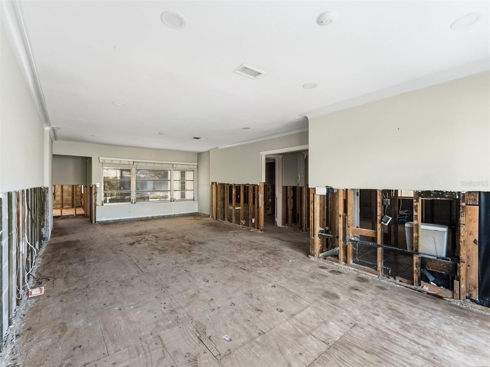 Image 6 of 34 For 244 145th Avenue E