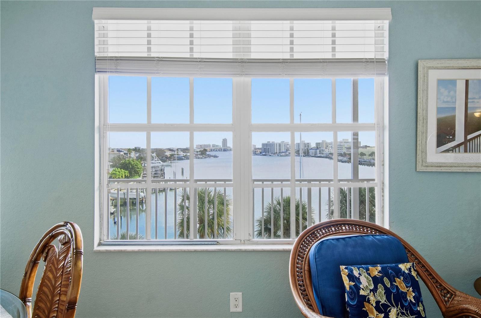 Image 24 of 50 For 445 Hamden Drive 405