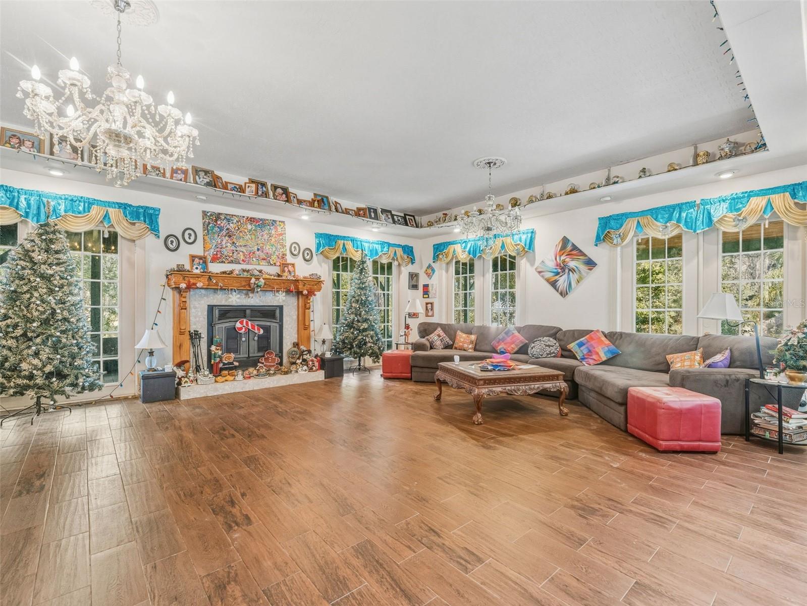 Image 10 of 73 For 5516 Frontier Drive