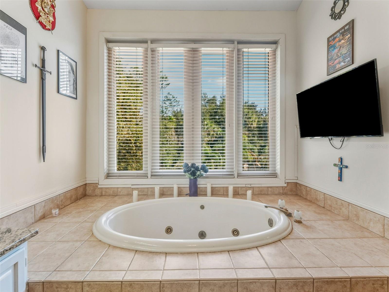 Image 23 of 73 For 5516 Frontier Drive