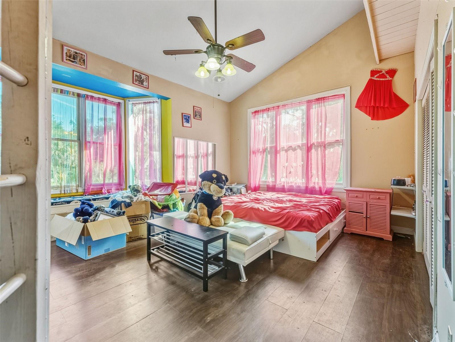 Image 26 of 73 For 5516 Frontier Drive