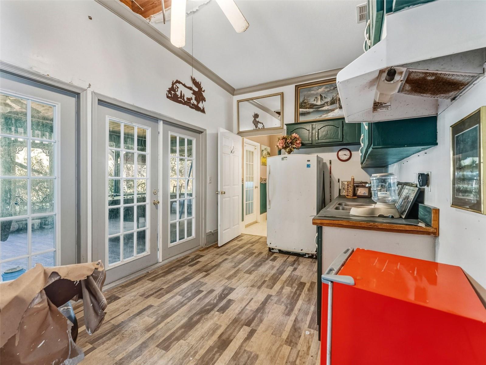 Image 42 of 73 For 5516 Frontier Drive