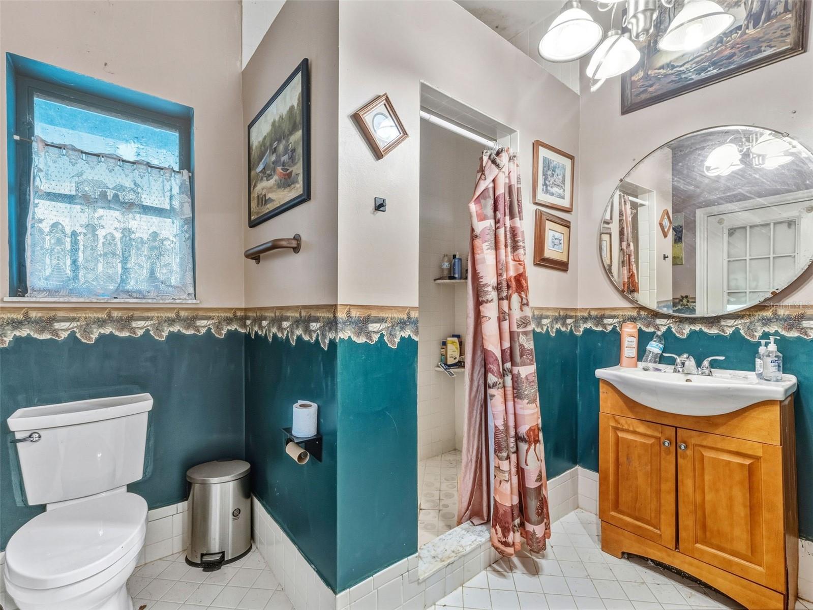 Image 44 of 73 For 5516 Frontier Drive