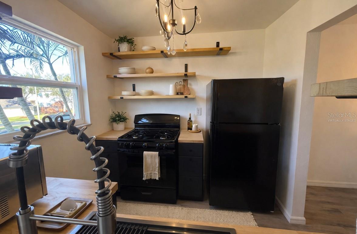 Image 6 of 18 For 9950 62nd Terrace N 216