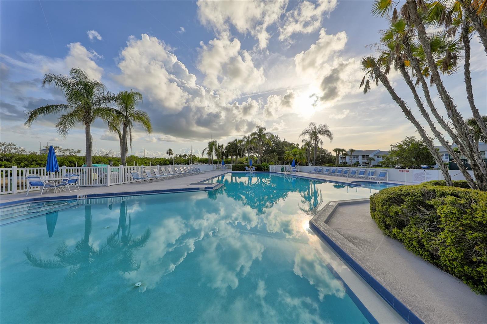 Image 16 of 19 For 11450 Harbor Way 5002