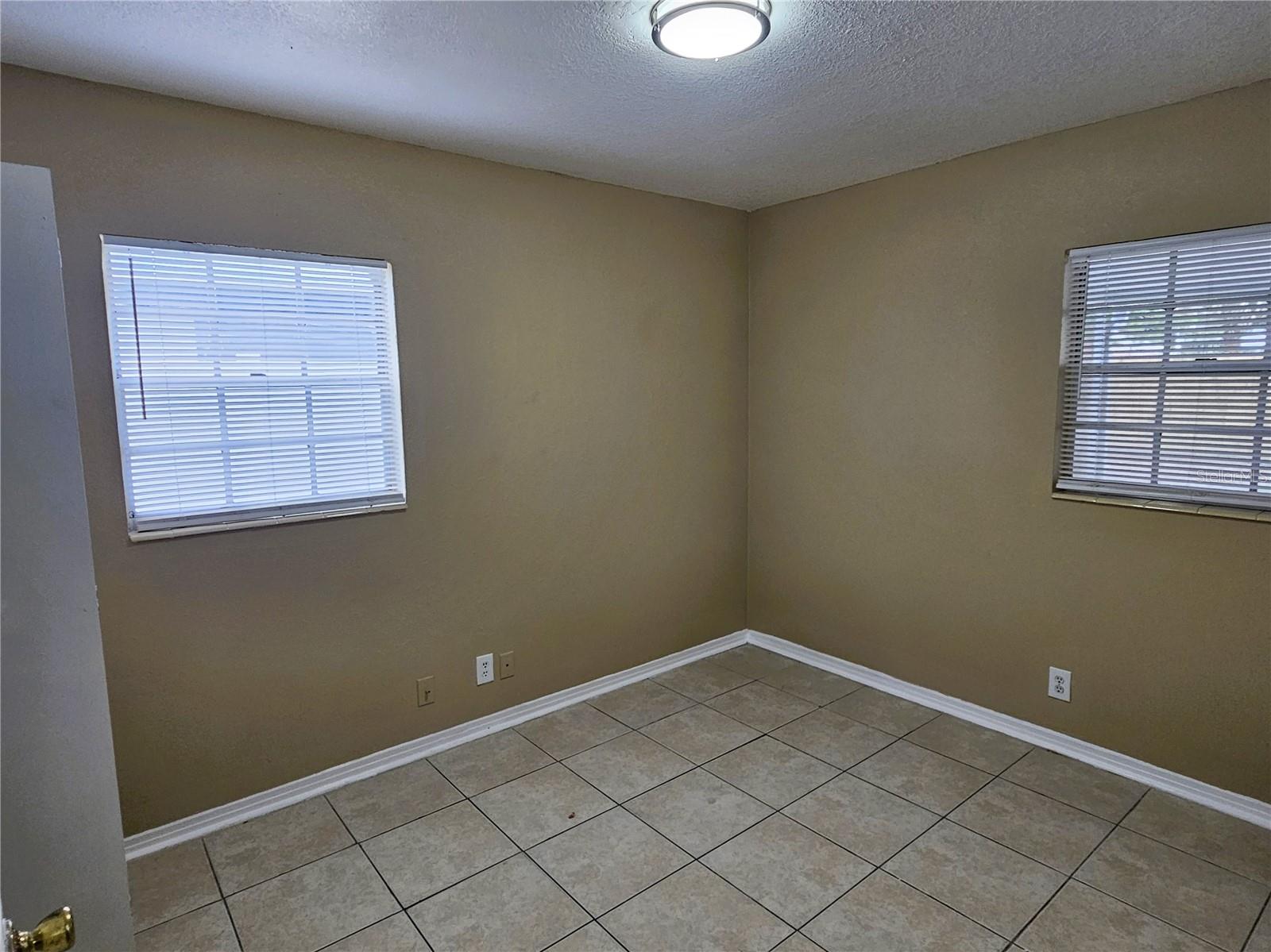 Image 10 of 25 For 2221 Annie Street