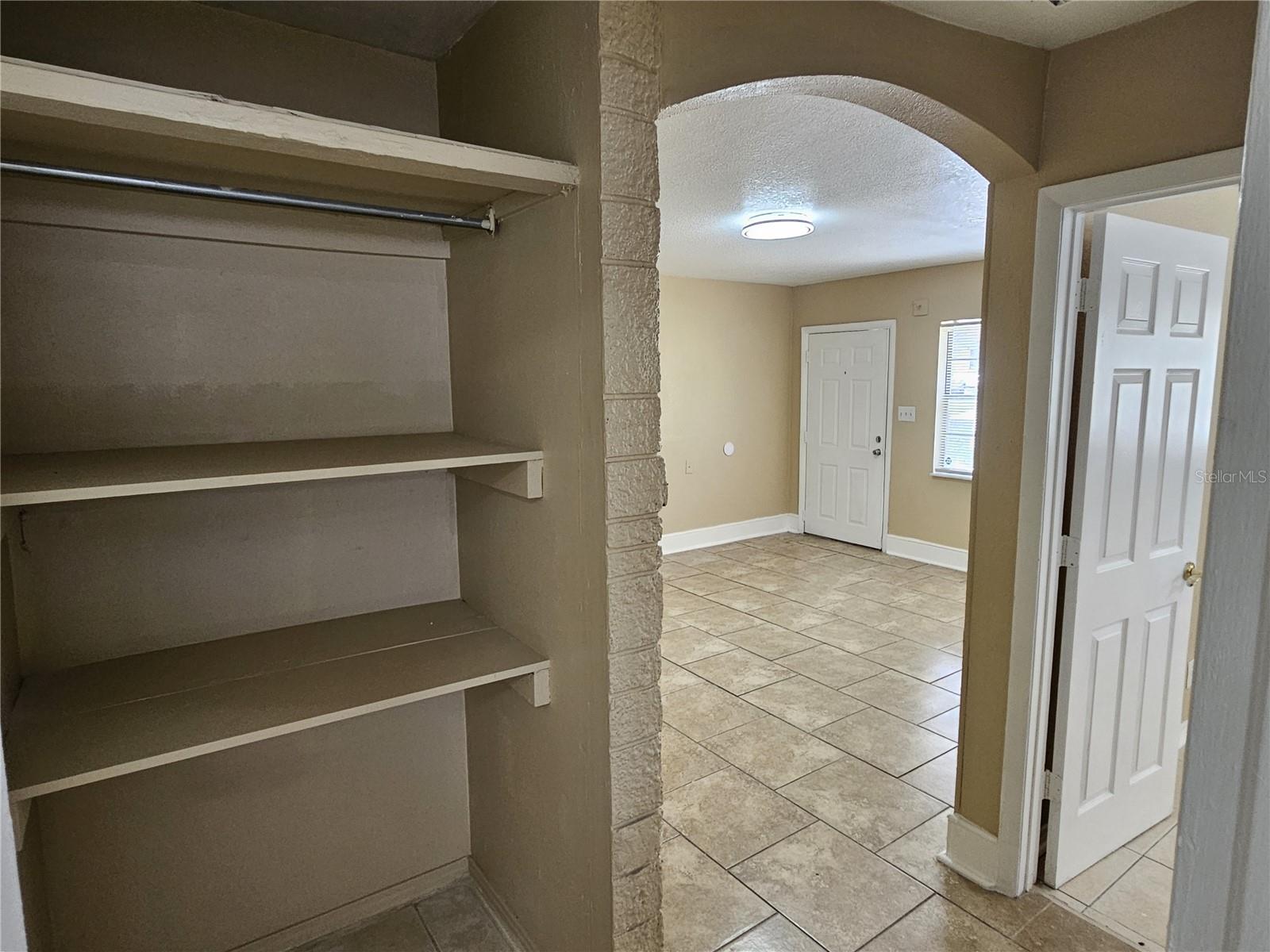 Image 9 of 25 For 2221 Annie Street