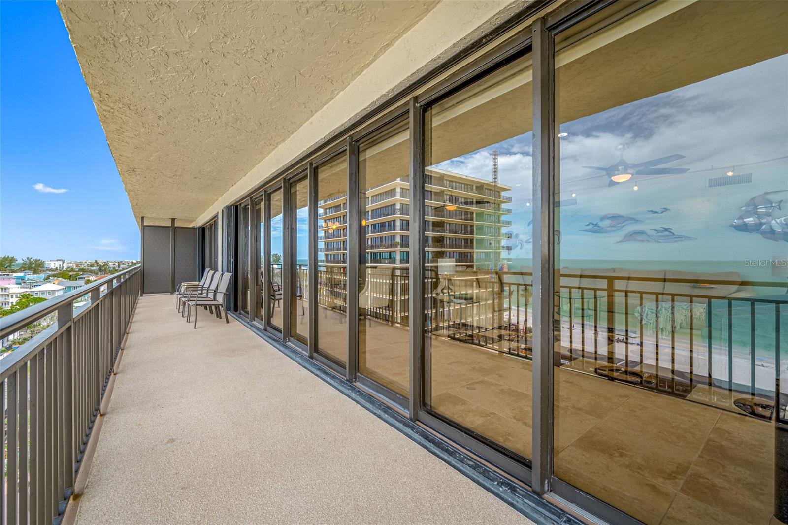 Image 21 of 47 For 7600 Bayshore Drive 703a