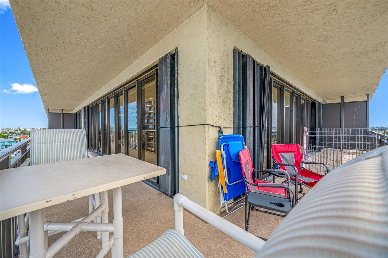 Image 22 of 47 For 7600 Bayshore Drive 703a