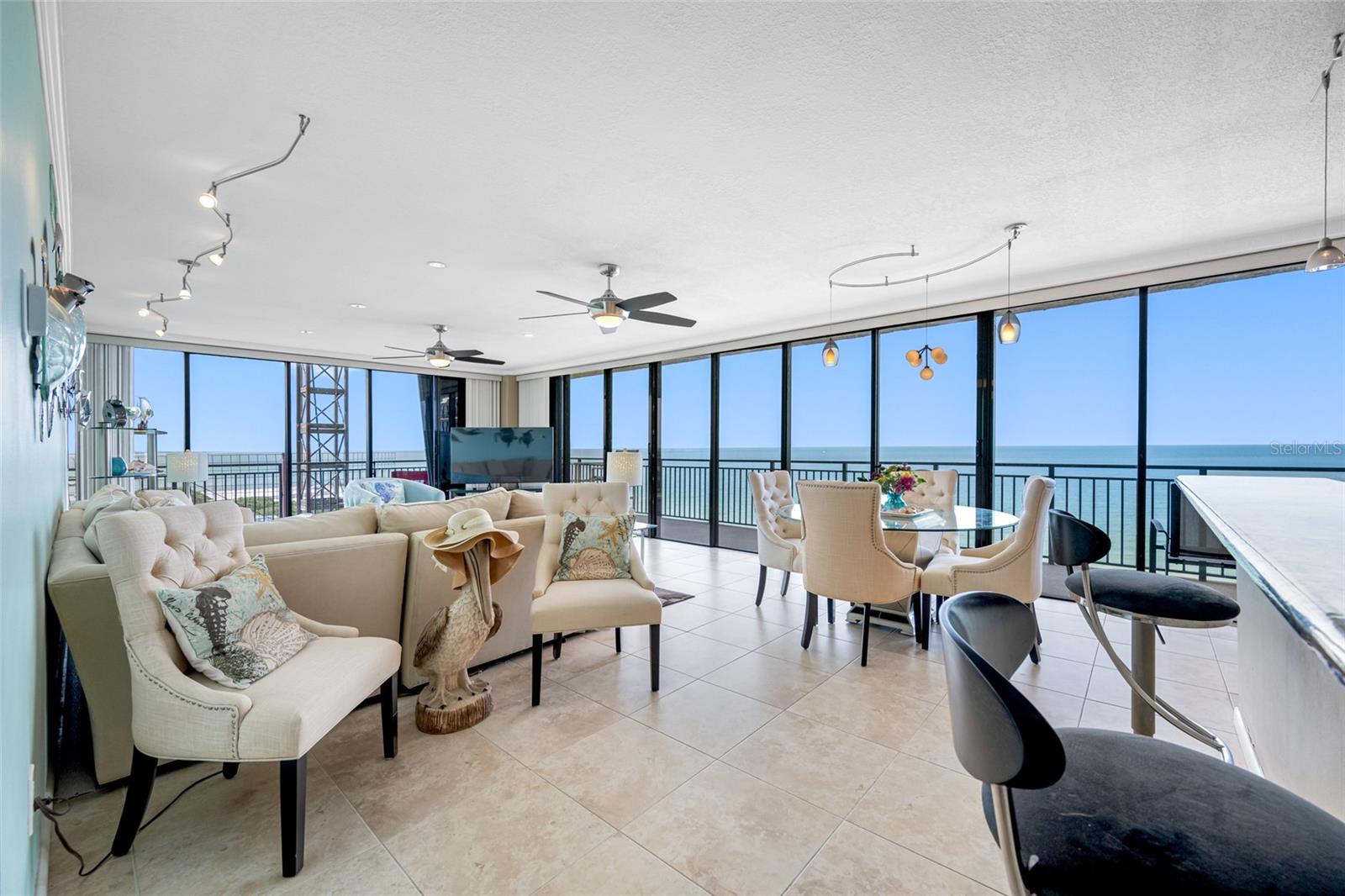 Image 3 of 47 For 7600 Bayshore Drive 703a