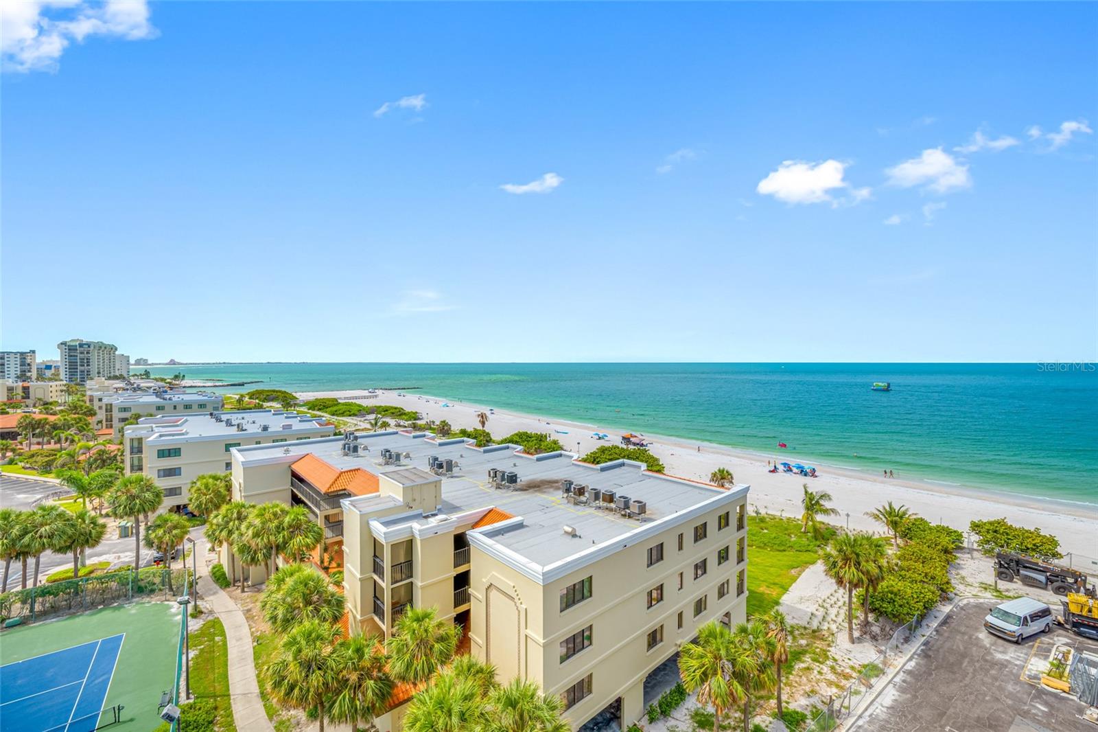 Image 37 of 47 For 7600 Bayshore Drive 703a