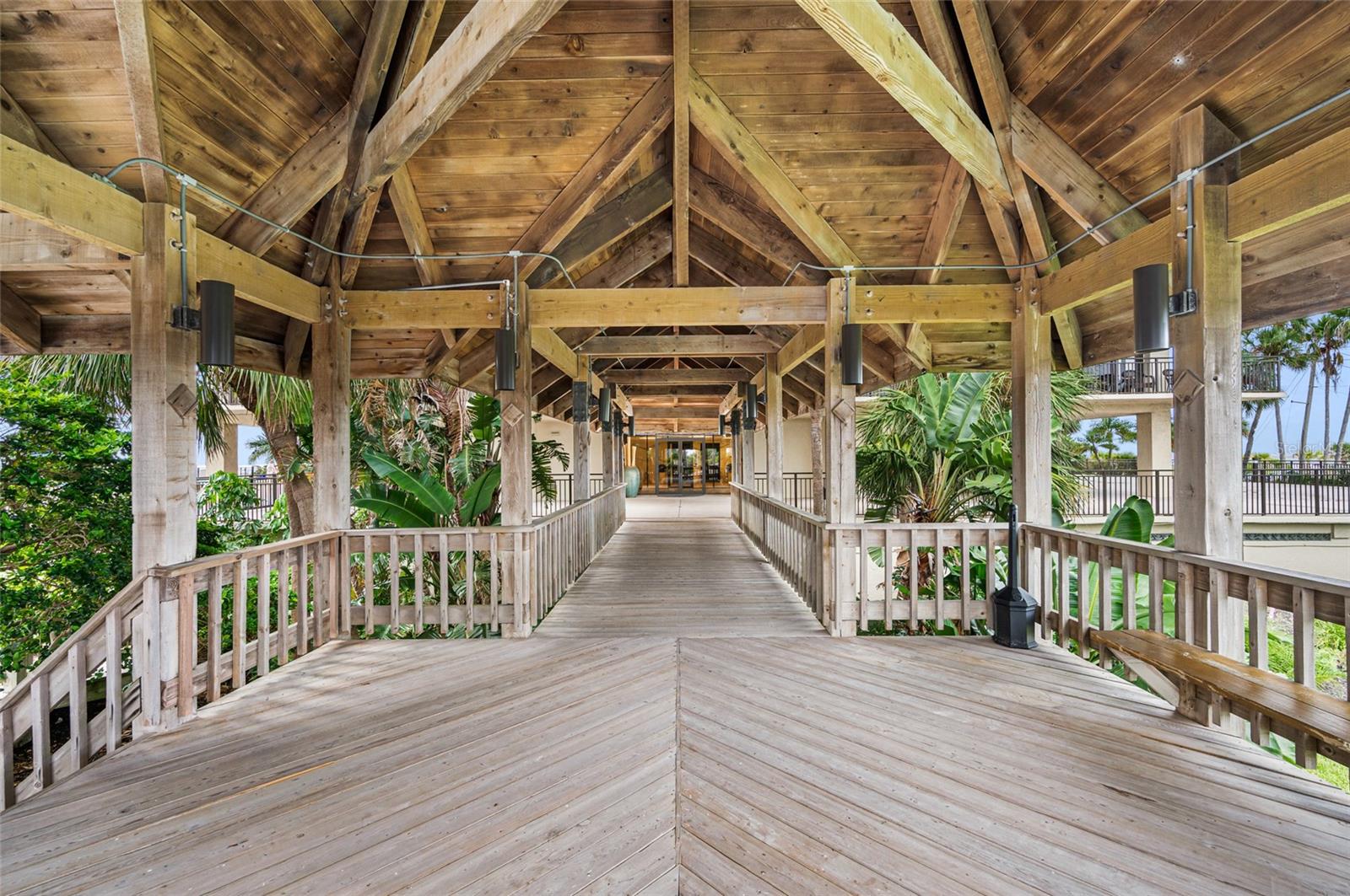 Image 42 of 47 For 7600 Bayshore Drive 703a