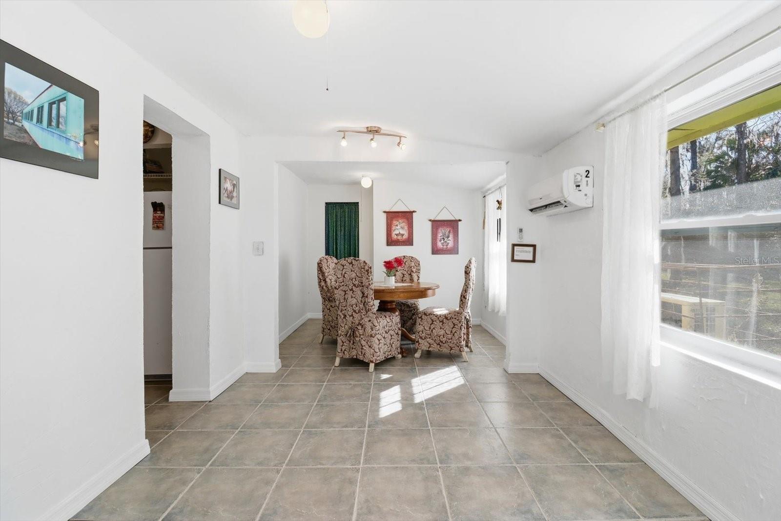 Image 18 of 53 For 10170 Yulee Drive