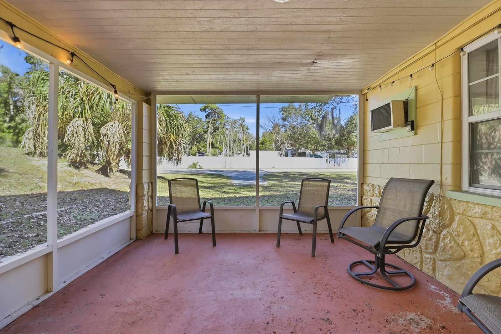 Image 24 of 53 For 10170 Yulee Drive