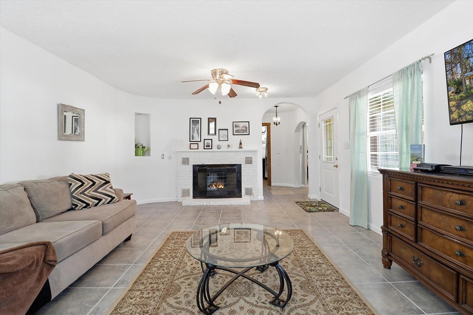 Image 7 of 53 For 10170 Yulee Drive