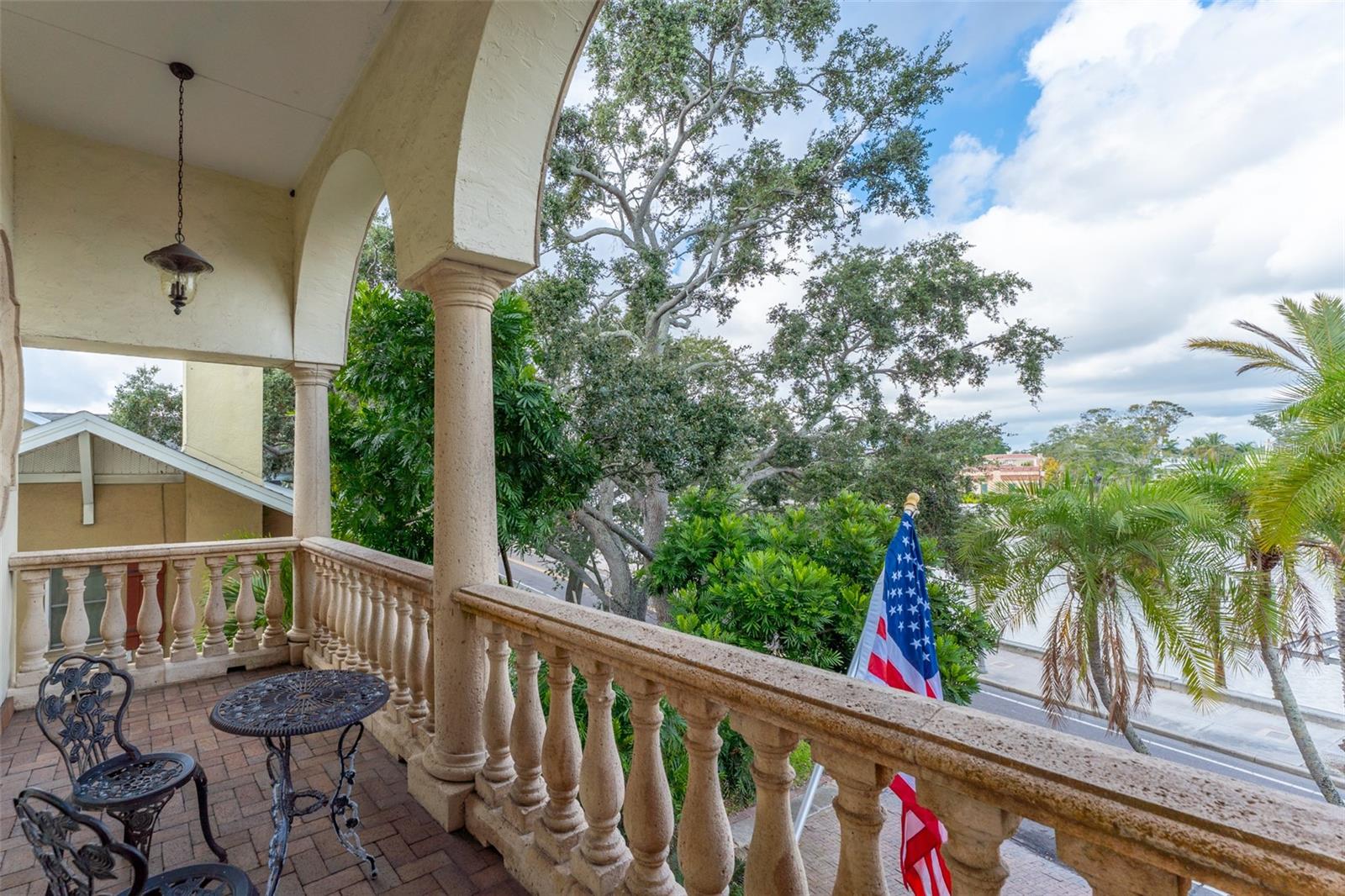 Image 31 of 72 For 2152 Coffee Pot Boulevard Ne