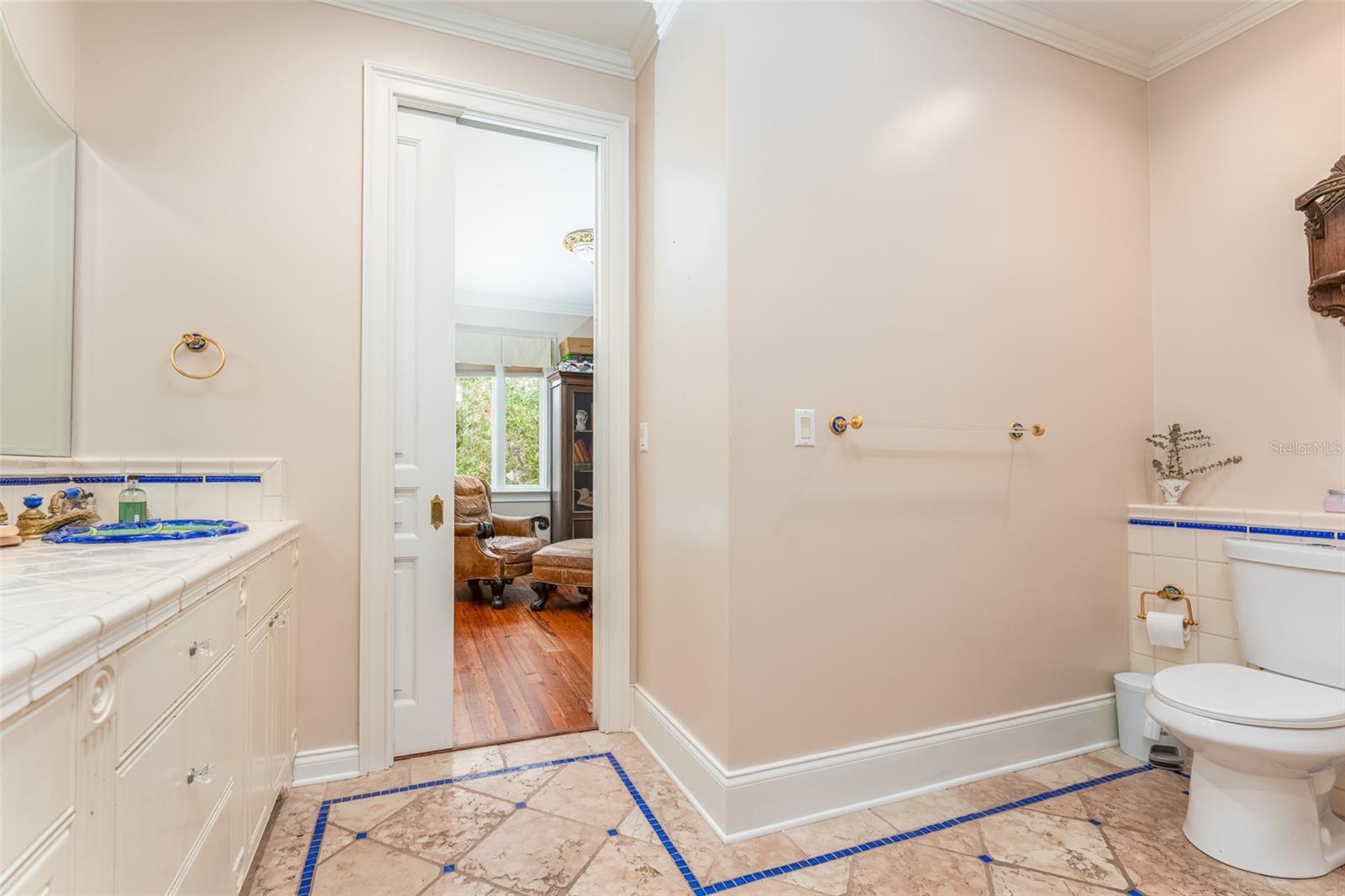 Image 44 of 72 For 2152 Coffee Pot Boulevard Ne