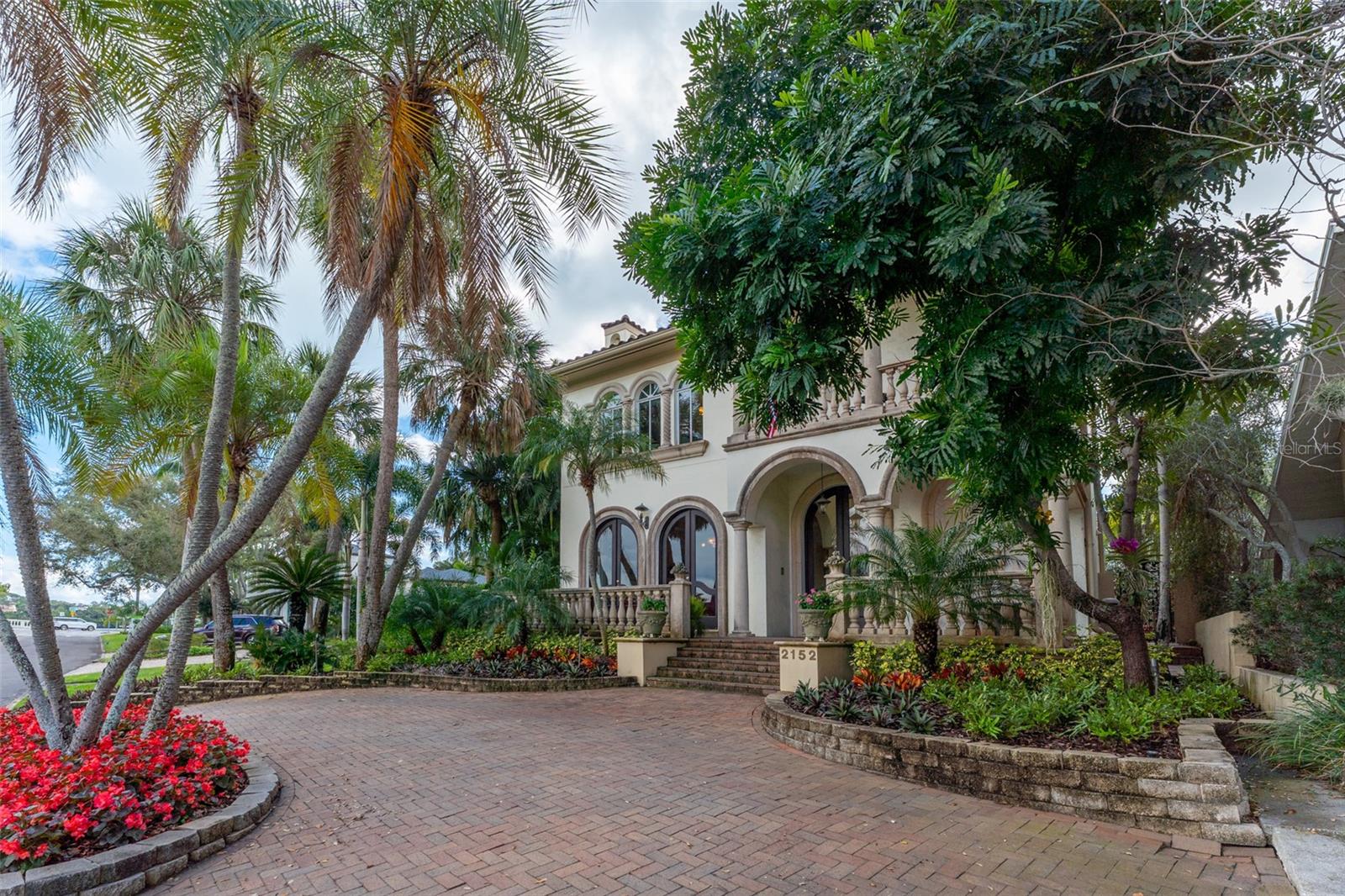 Image 62 of 72 For 2152 Coffee Pot Boulevard Ne