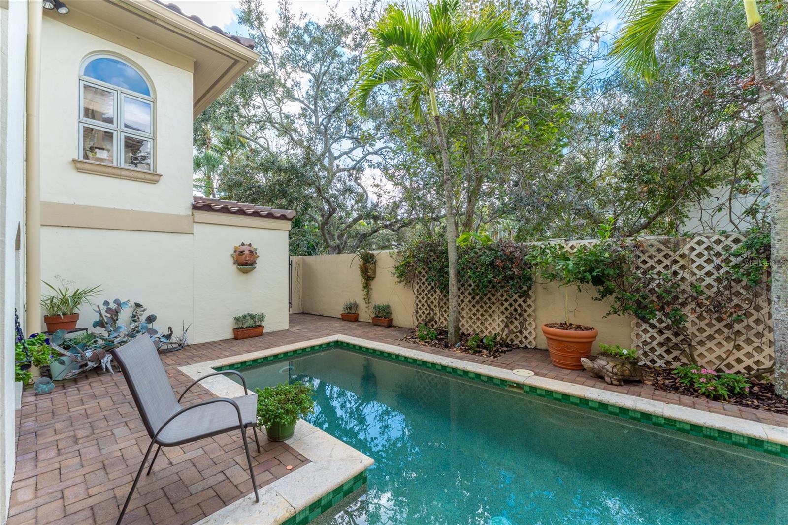 Image 70 of 72 For 2152 Coffee Pot Boulevard Ne