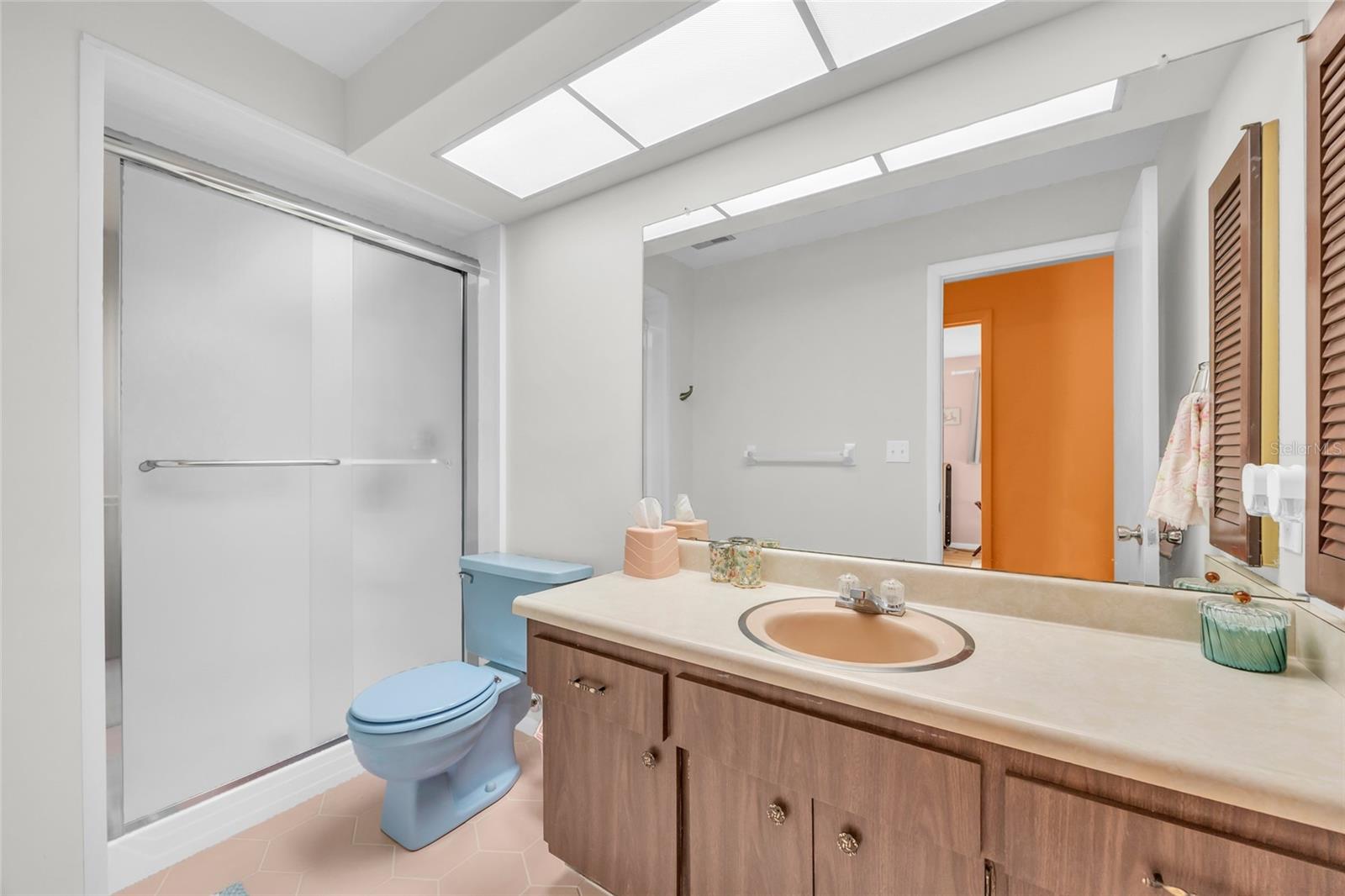 Image 24 of 33 For 2533 Bramblewood Drive W