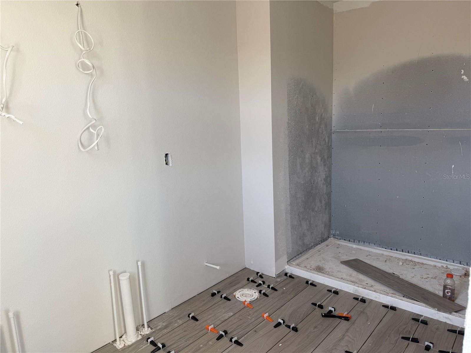 Image 14 of 25 For 7612 Deer Valley Circle  70