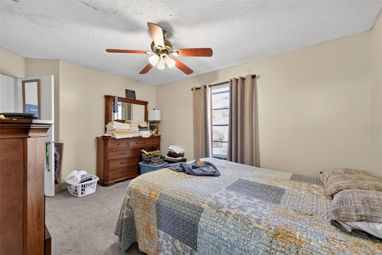 Image 18 of 27 For 1535 Thistledown Drive