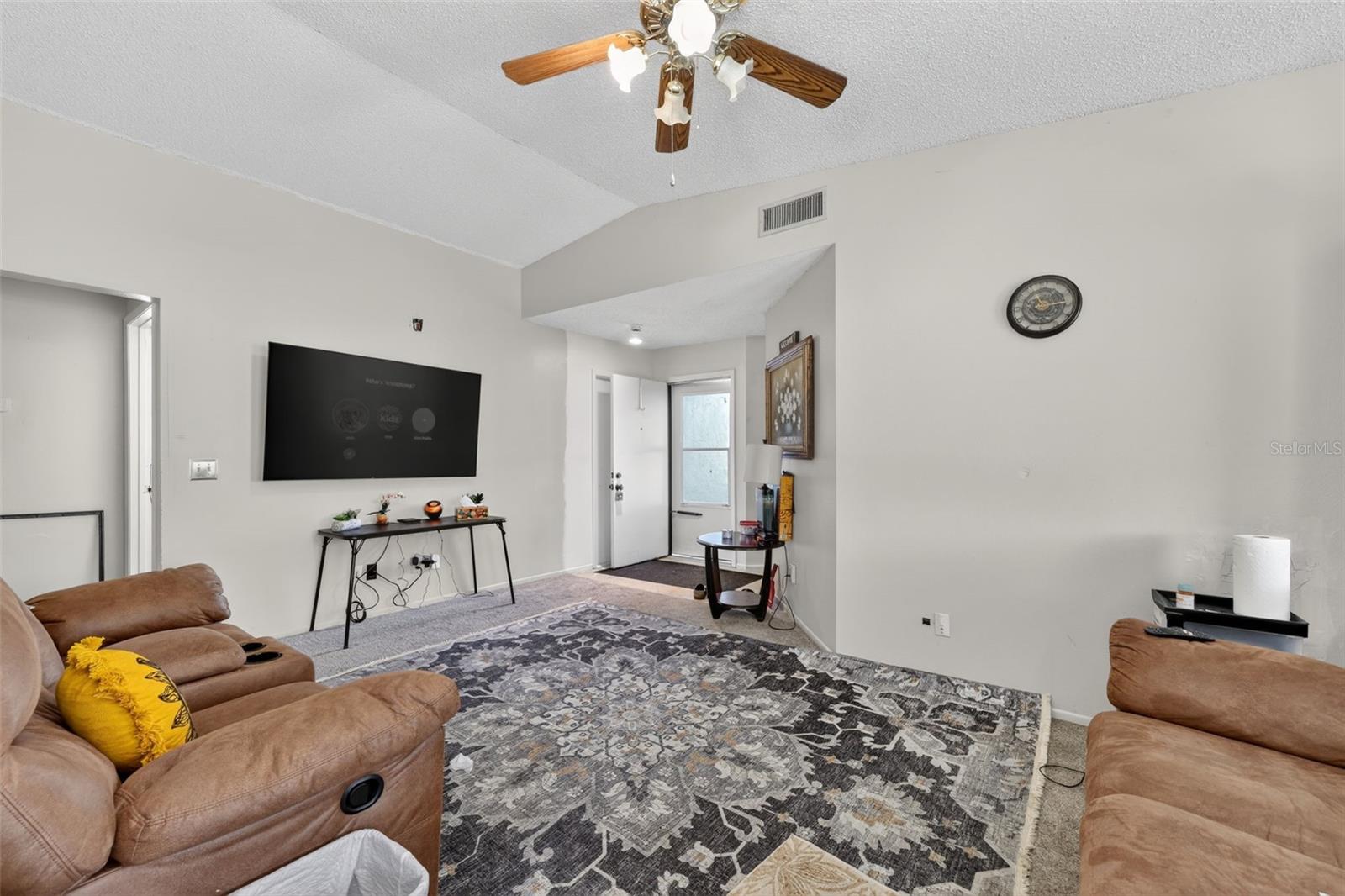 Image 8 of 27 For 1535 Thistledown Drive