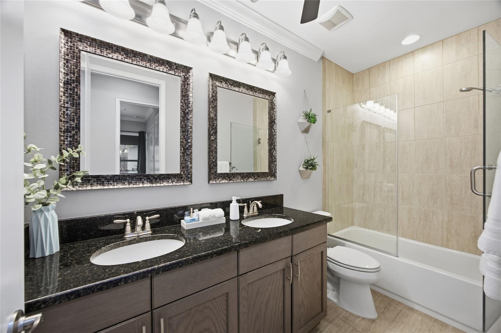 Image 32 of 55 For 28415 Marsciano Lane