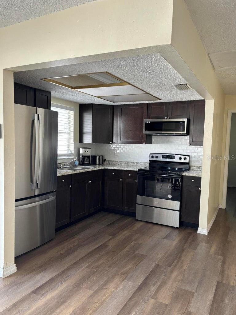 Image 11 of 28 For 1105 Amble Lane