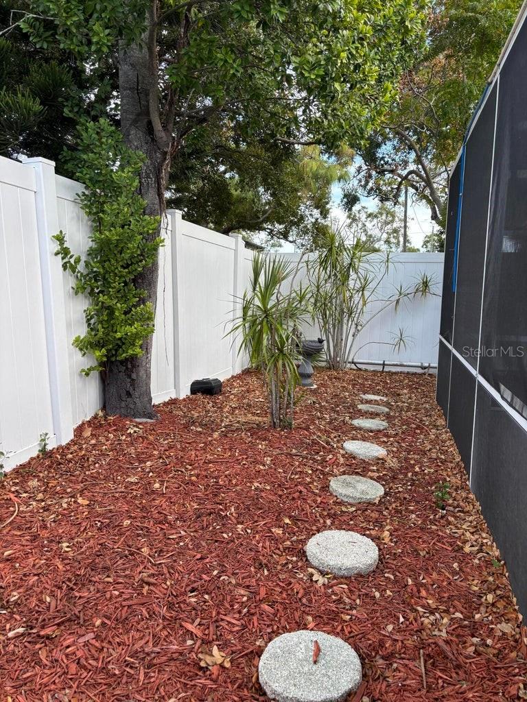 Image 17 of 28 For 1105 Amble Lane