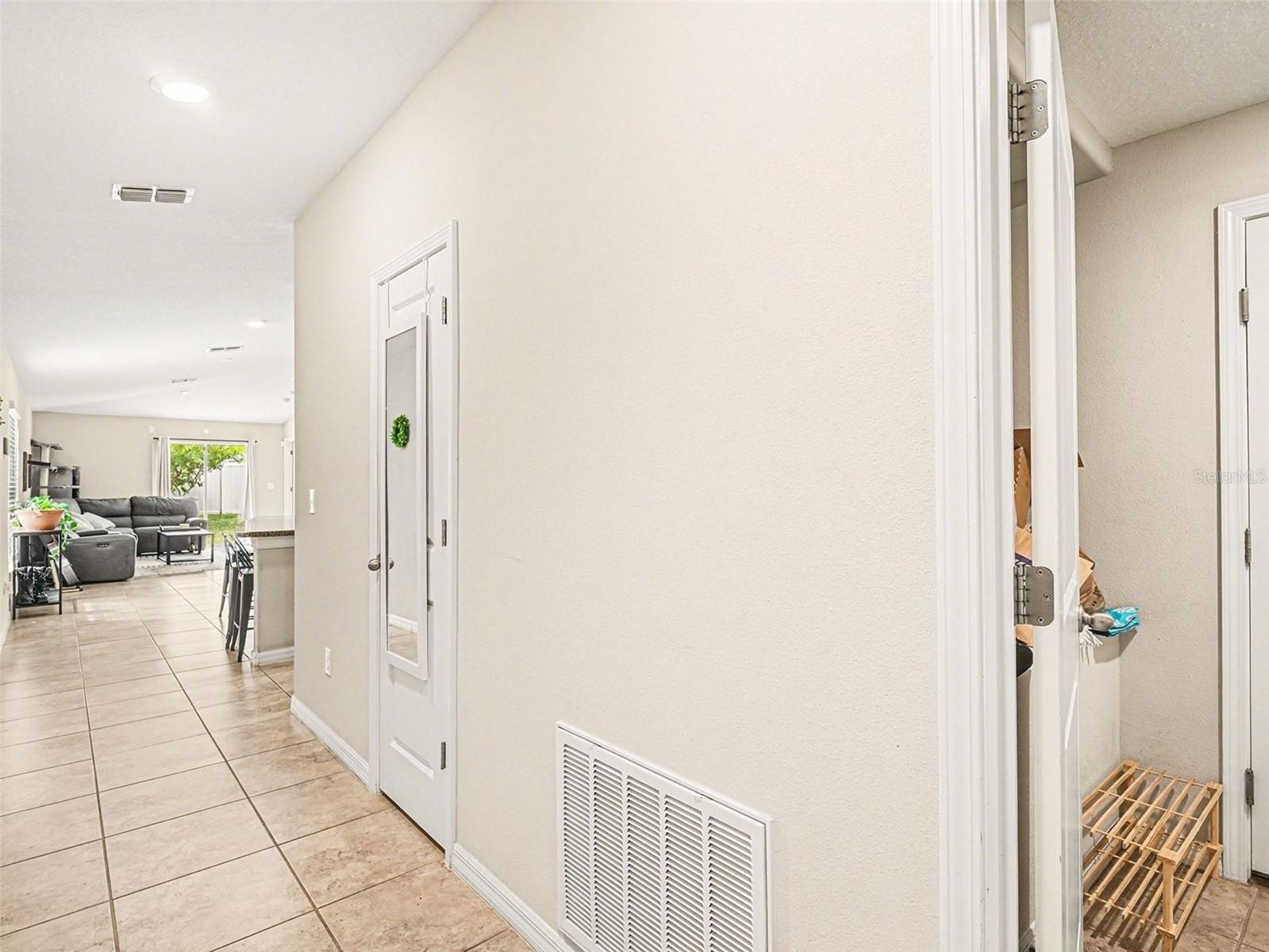 Image 6 of 14 For 17207 Beach Buttercup Place