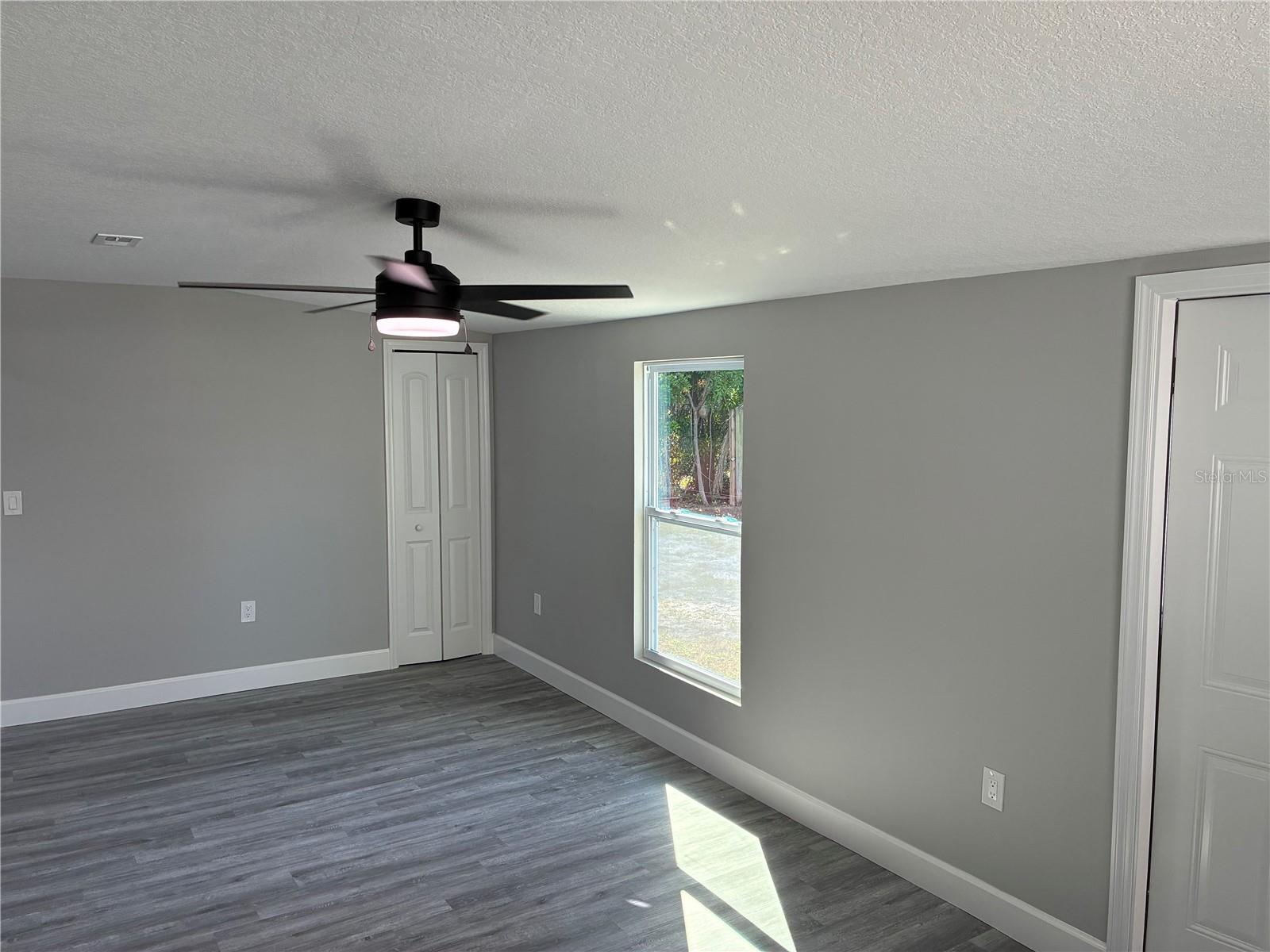 Image 10 of 23 For 9024 2nd Street N