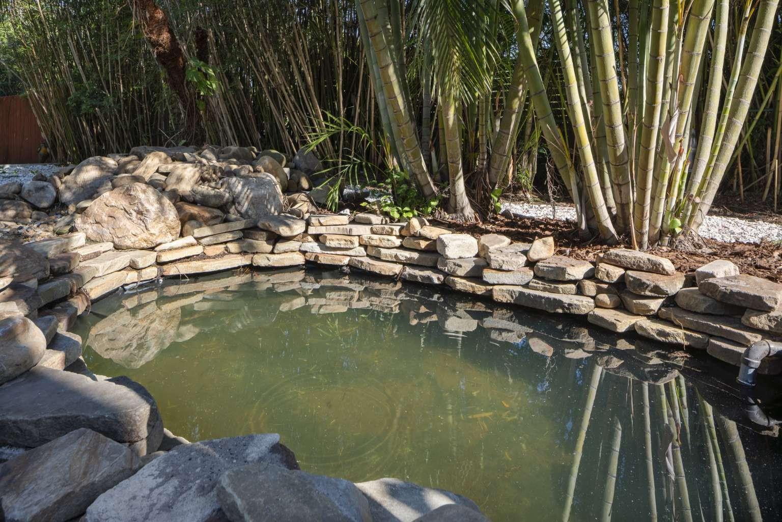 Listing photo id 36 for 318 Rafael Boulevard Ne