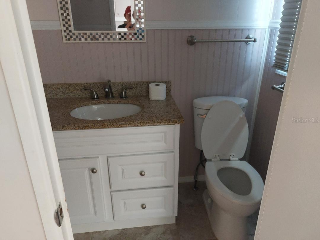 Image 13 of 20 For 272 Philadelphia Boulevard 48