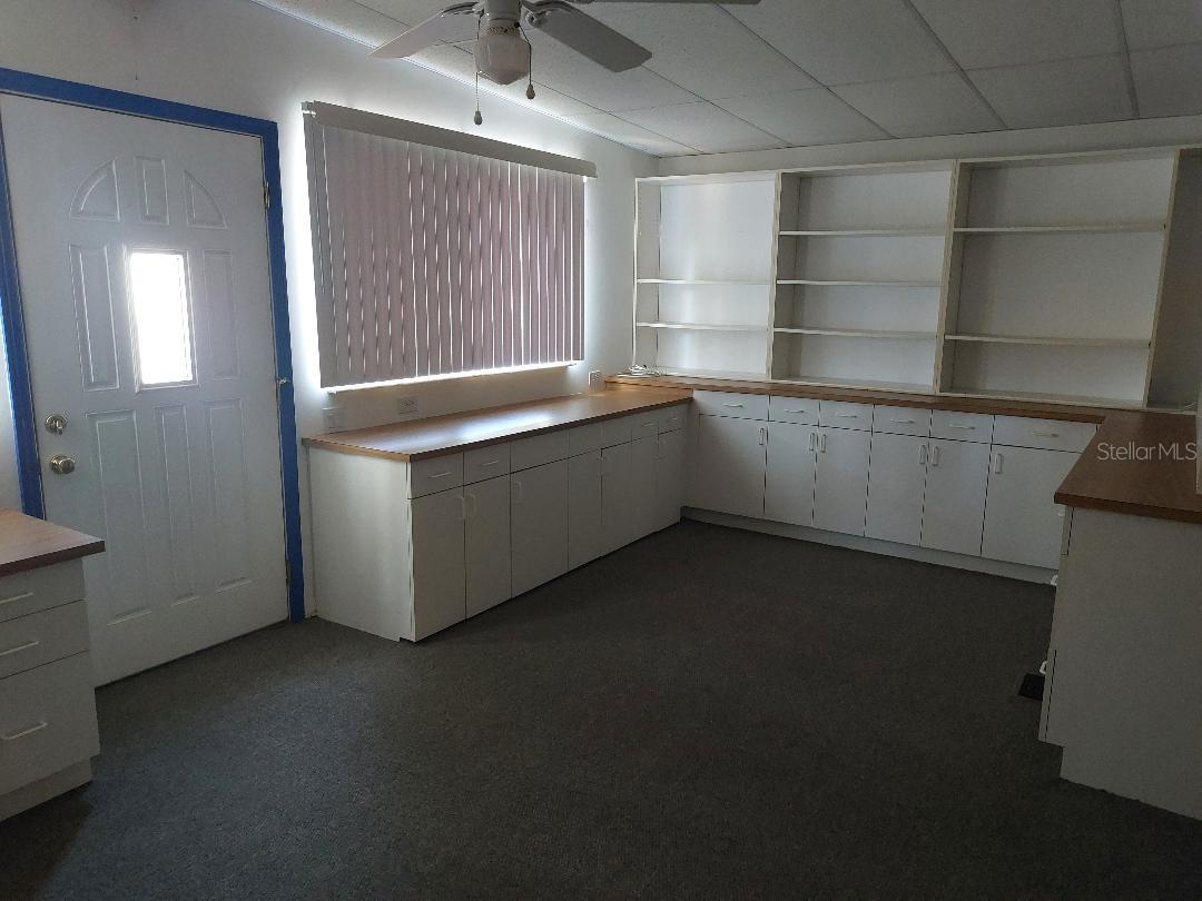 Image 14 of 20 For 272 Philadelphia Boulevard 48