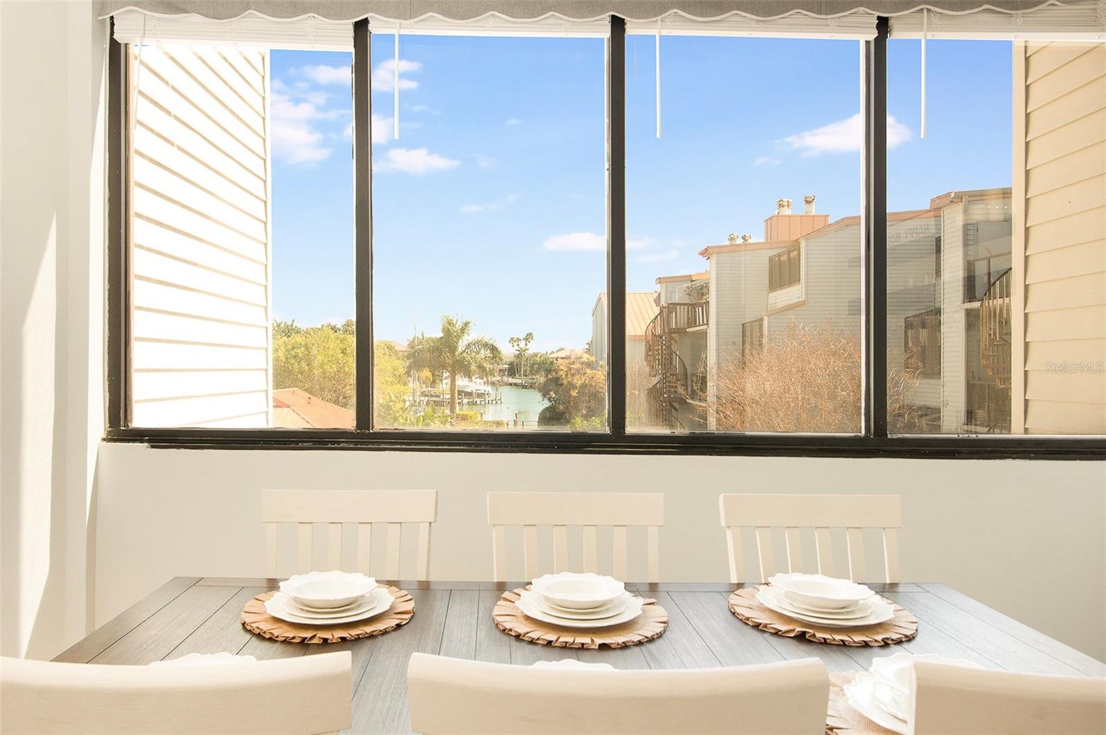 Image 16 of 44 For 557 Pinellas Bayway S 114