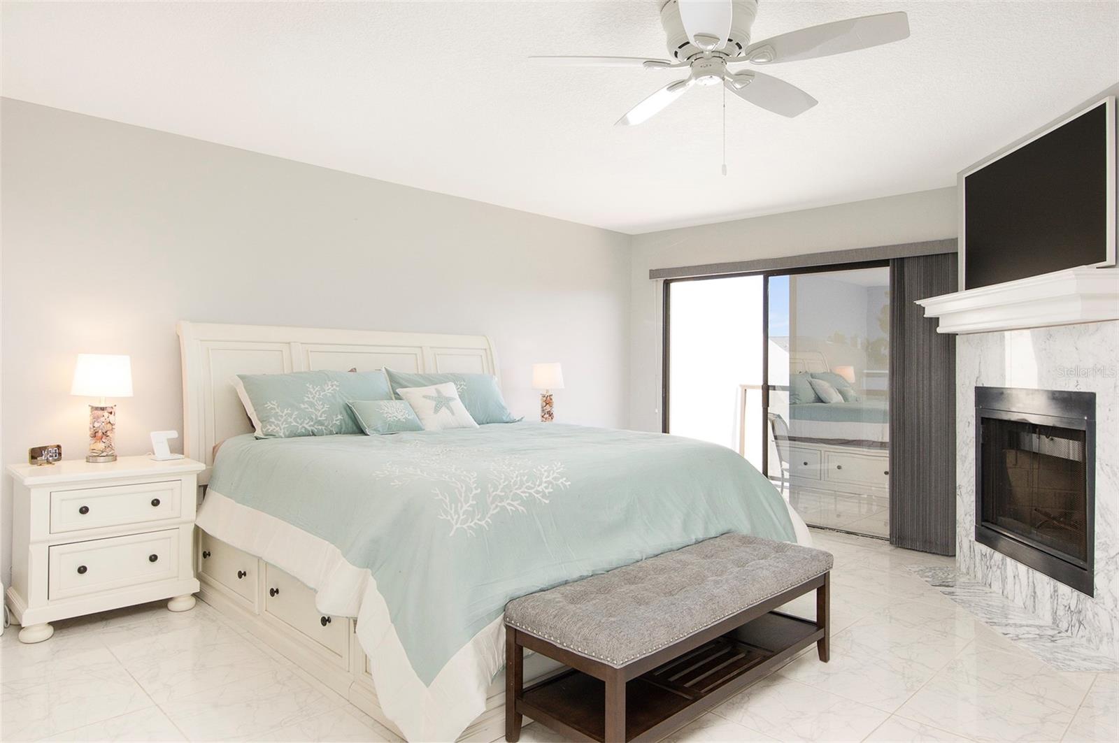 Image 18 of 44 For 557 Pinellas Bayway S 114