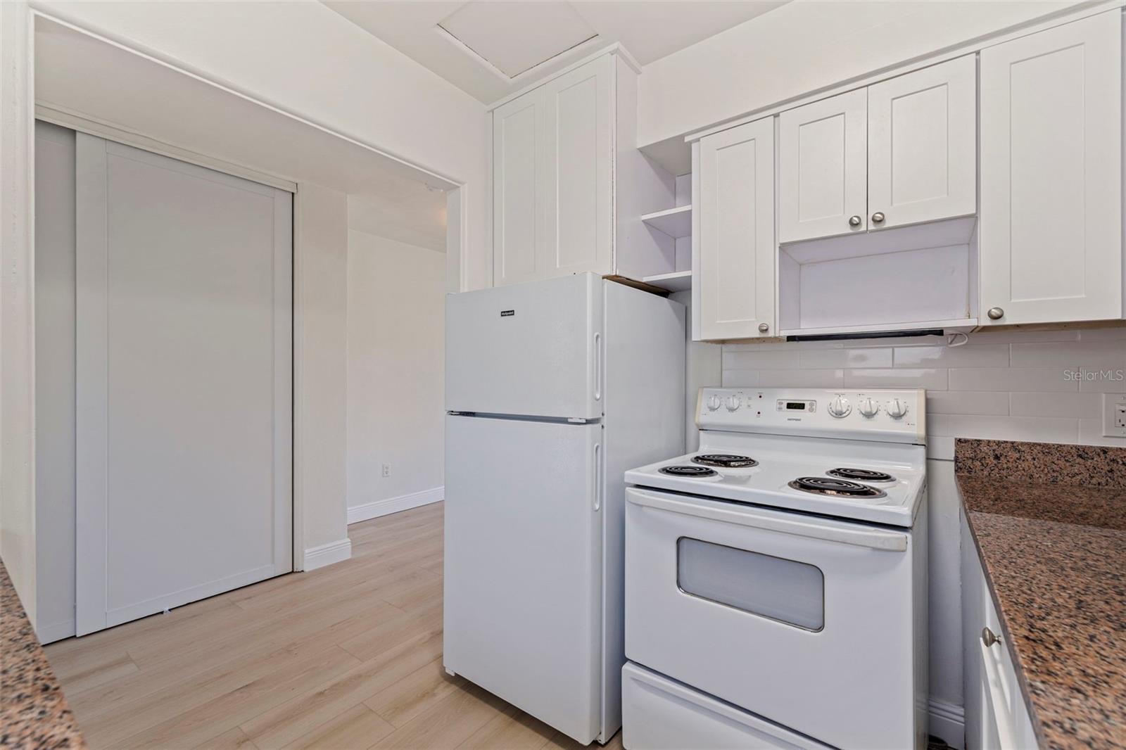 Image 13 of 44 For 750 Burlington Avenue N 1g