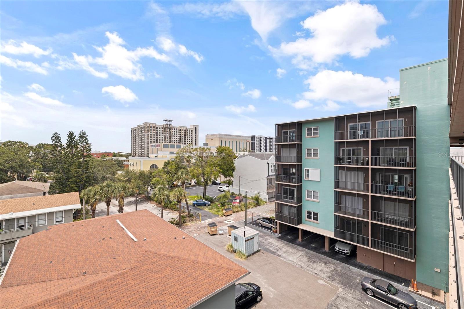 Image 31 of 44 For 750 Burlington Avenue N 1g