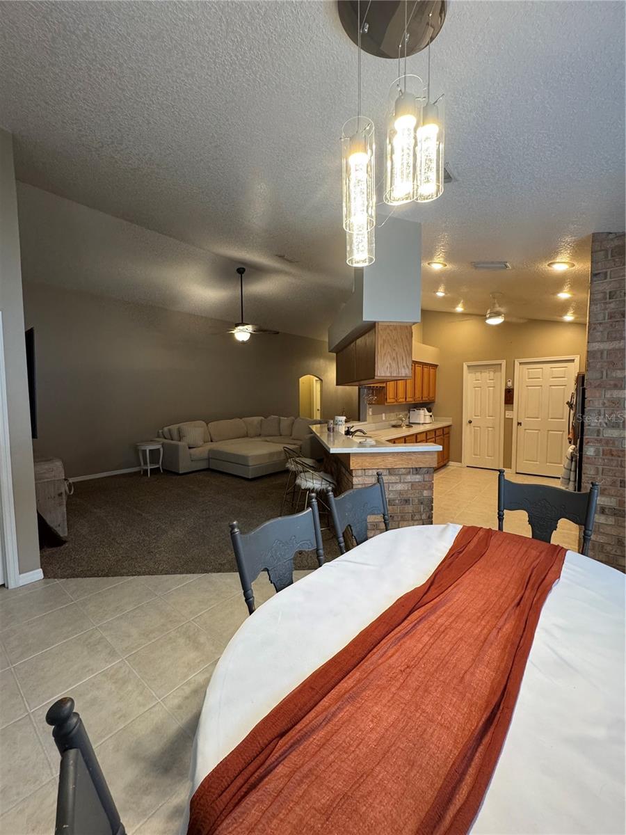 Image 4 of 28 For 7108 Bucks Ford Drive